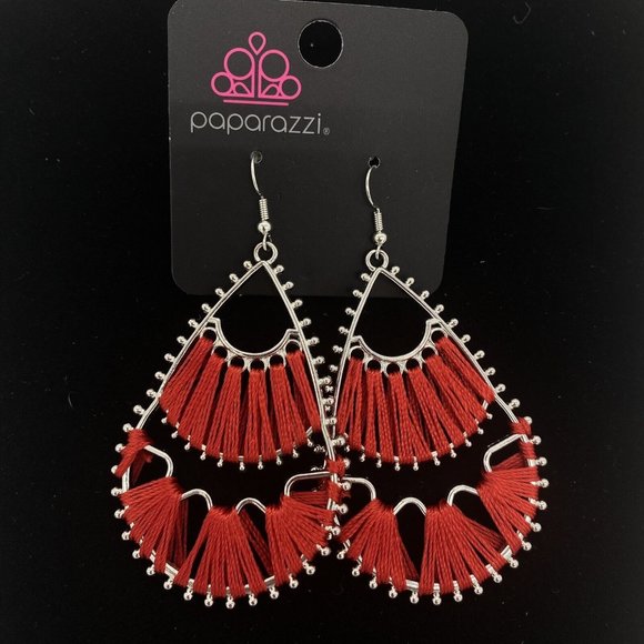 Paparazzi Fashion Jewelry Samba Scene Red Hook Earrings - Picture 1 of 3